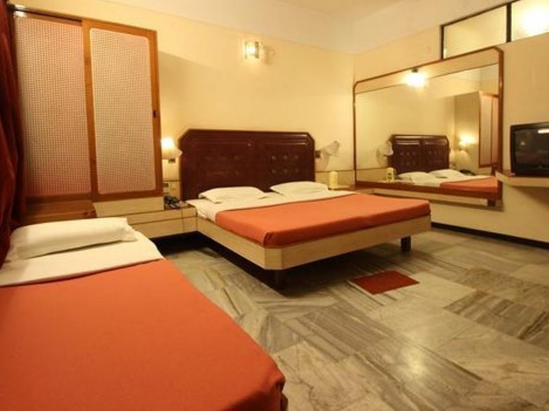Hotel Padmam Madurai Buitenkant foto