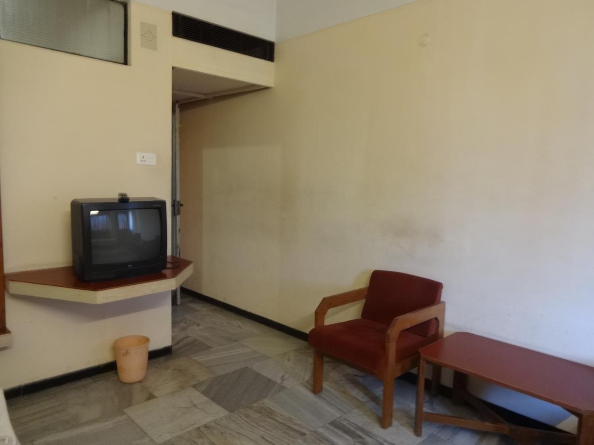 Hotel Padmam Madurai Buitenkant foto