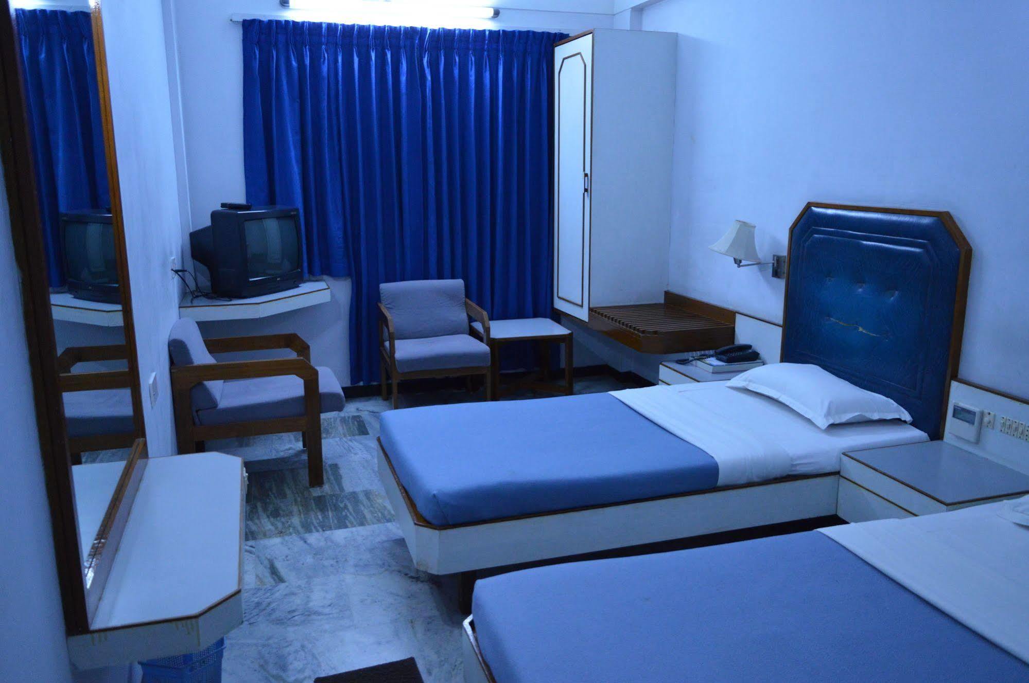 Hotel Padmam Madurai Buitenkant foto